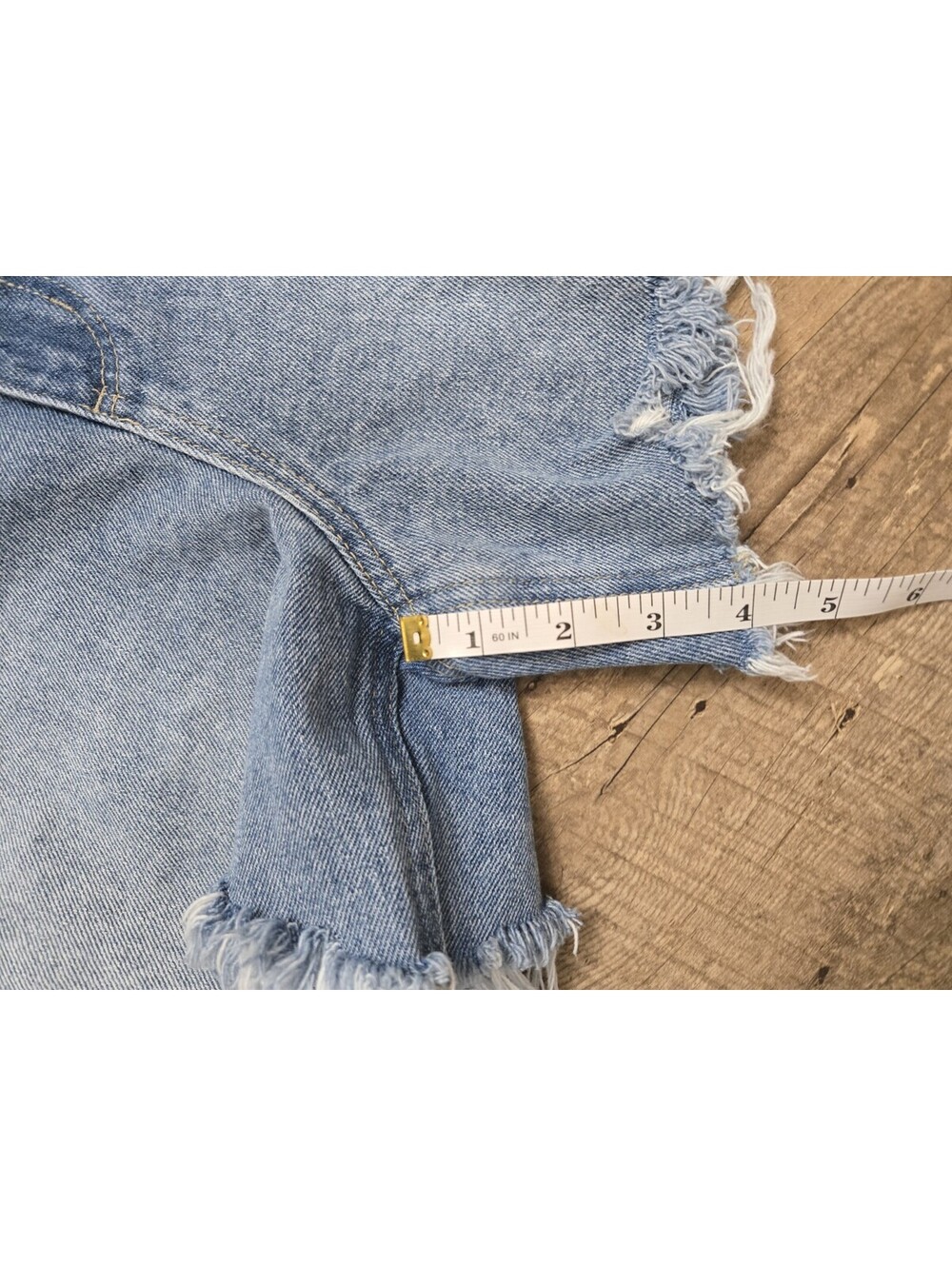 Simple Society Distressed High-Waisted Denim Jean Shorts - Size 9/29 - Picture 13 of 15